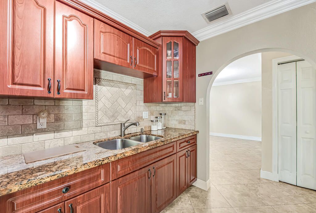 4917 Luqui Court, West Palm Beach, FL 33415 Photo