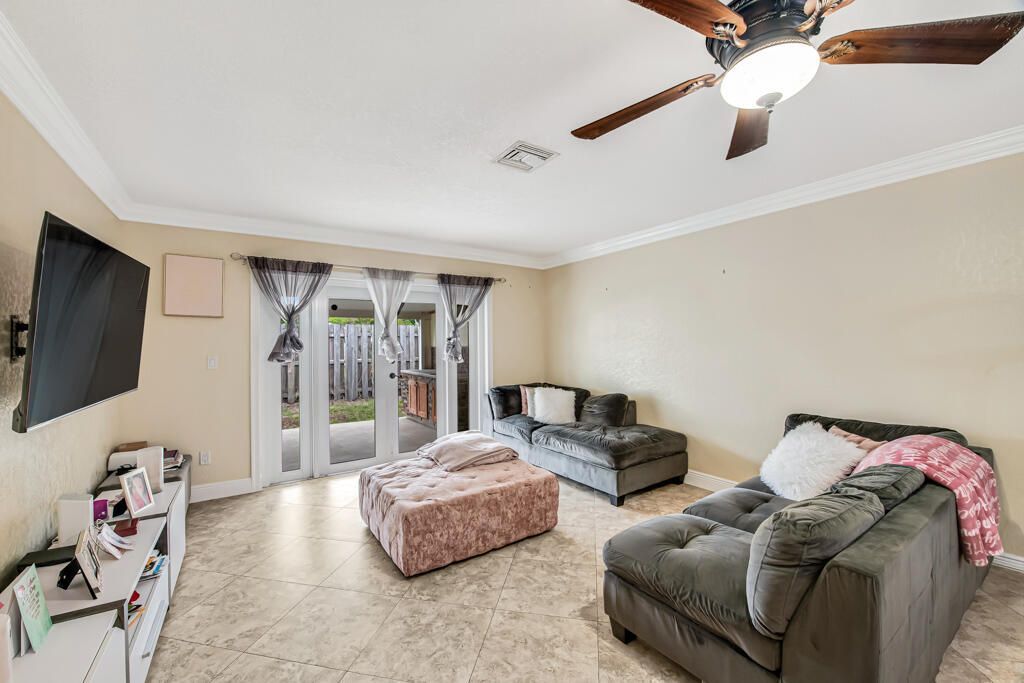 4917 Luqui Court, West Palm Beach, FL 33415 Photo