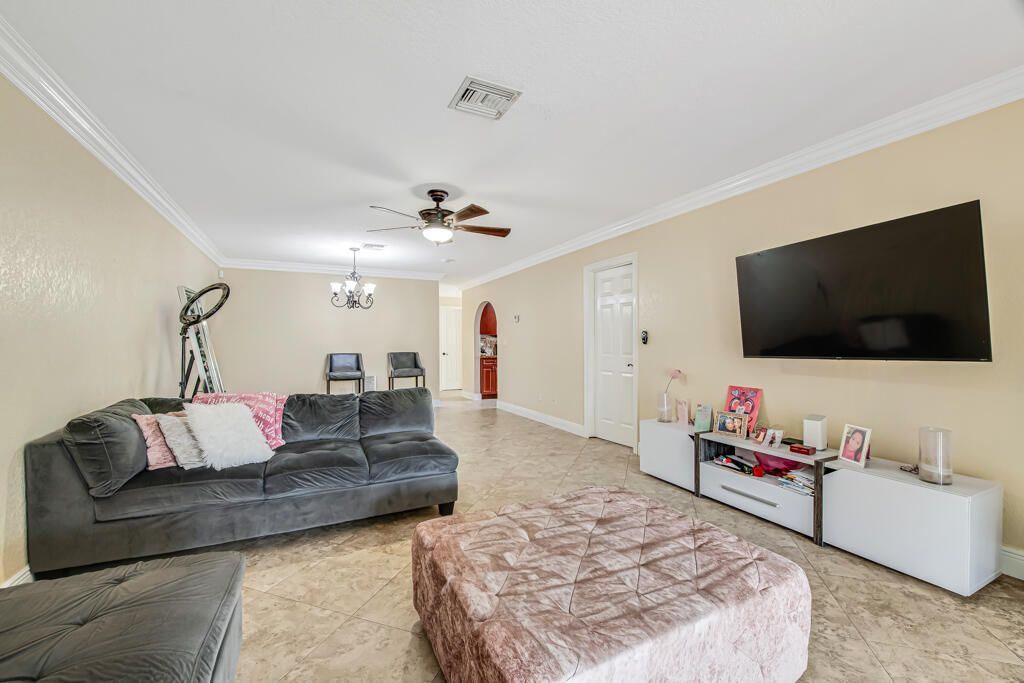 4917 Luqui Court, West Palm Beach, FL 33415 Photo