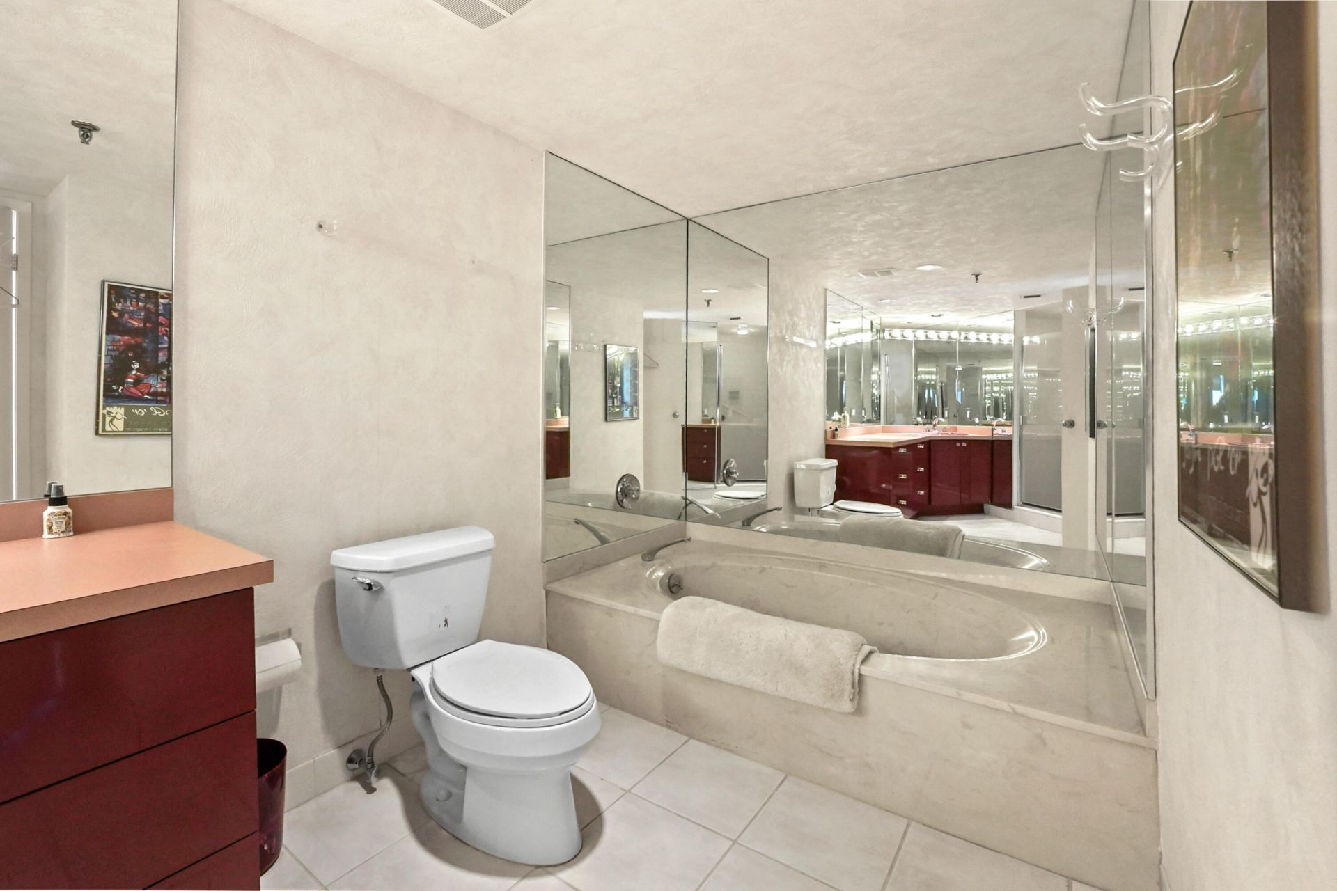 1900 Consulate Place, Unit 1906, West Palm Beach, FL 33401 Photo