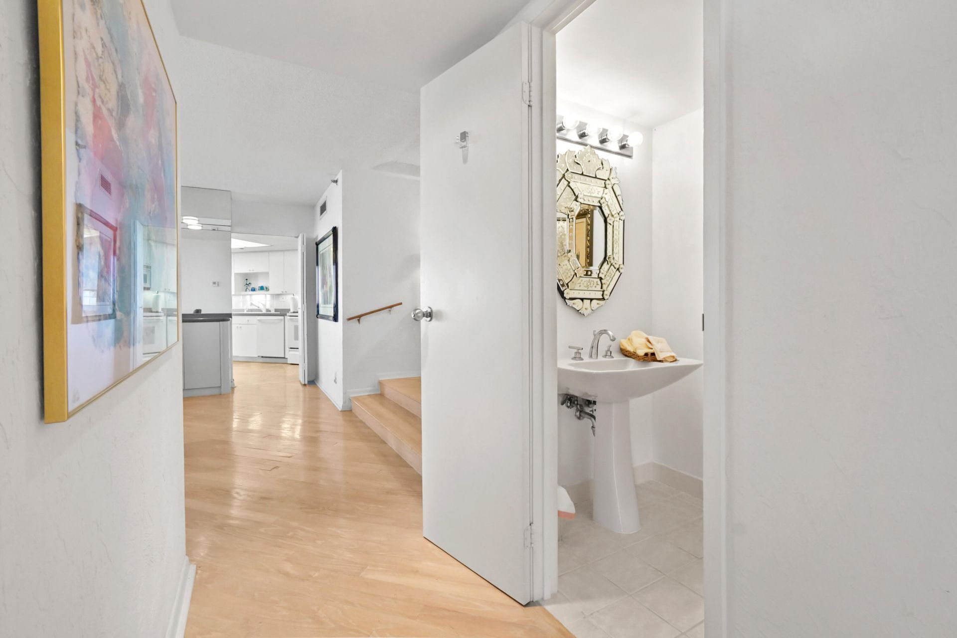 1900 Consulate Place, Unit 1906, West Palm Beach, FL 33401 Photo