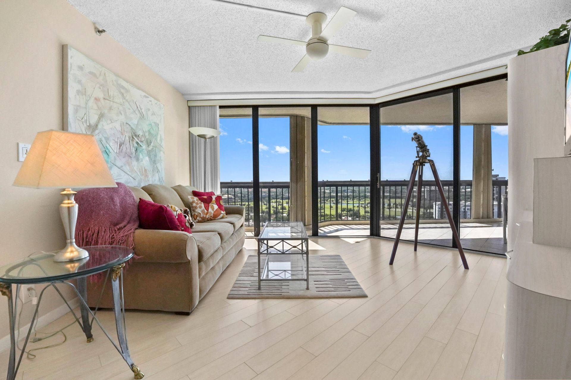 1900 Consulate Place, Unit 1906, West Palm Beach, FL 33401 Photo