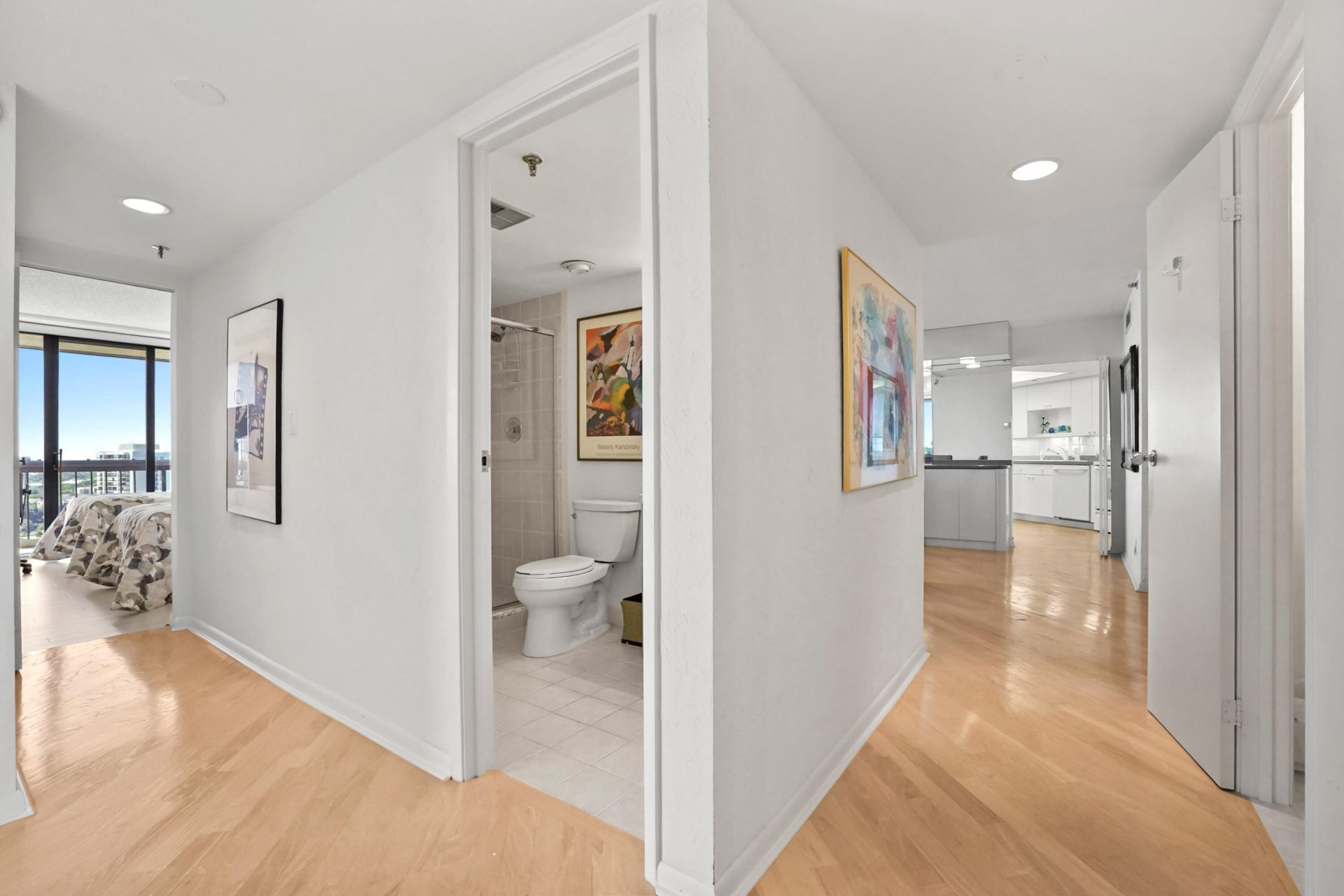 1900 Consulate Place, Unit 1906, West Palm Beach, FL 33401 Photo