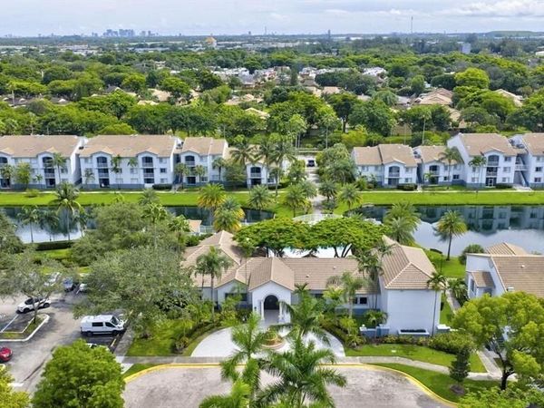 2600 S University Drive, Unit 124, Davie, FL 33328