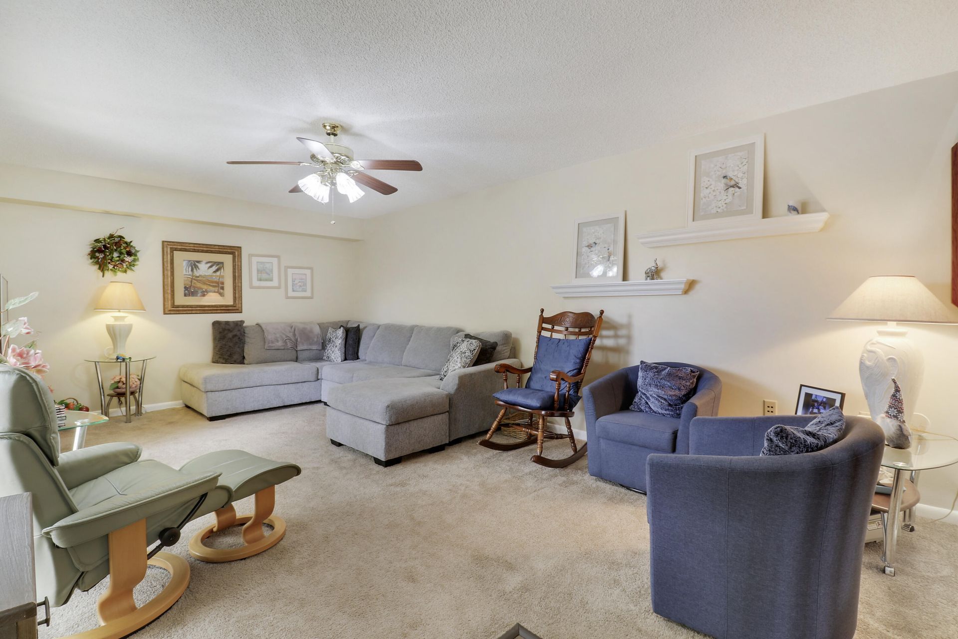 6645 66th Way, West Palm Beach, FL 33409 Photo