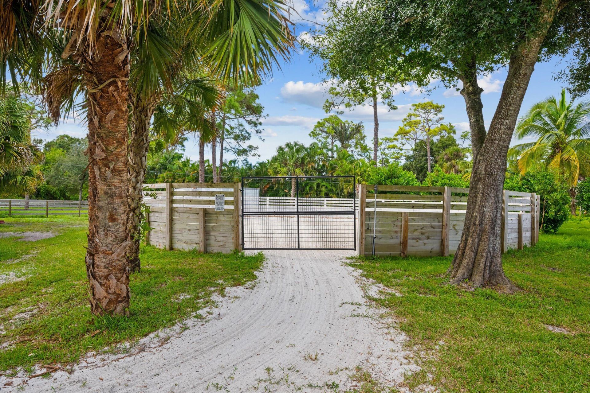 3509 C Road, Loxahatchee Groves, FL 33470 Photo