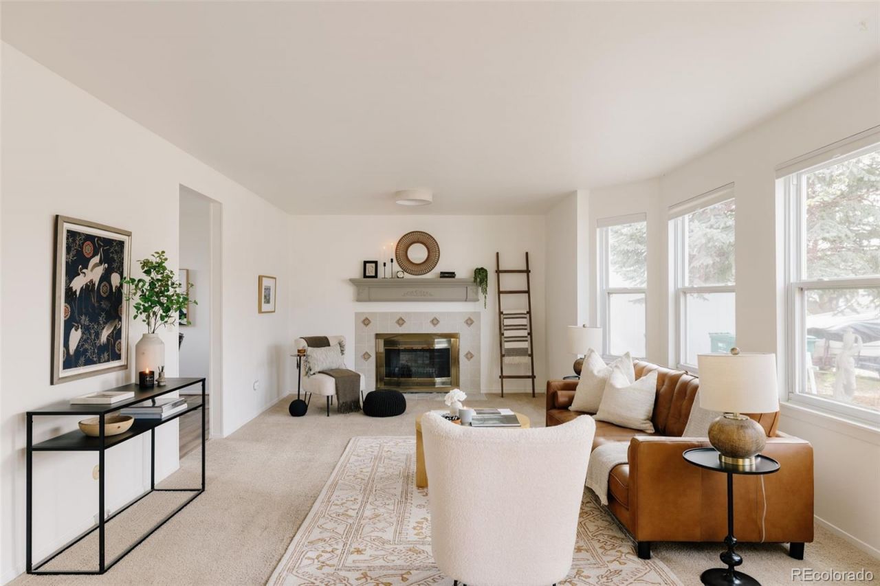 17457 E Grand Drive, Aurora, CO 80015 Main Photo