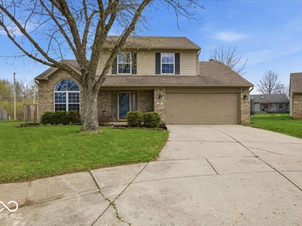 18 Village Parkway, Pendleton, IN 46064