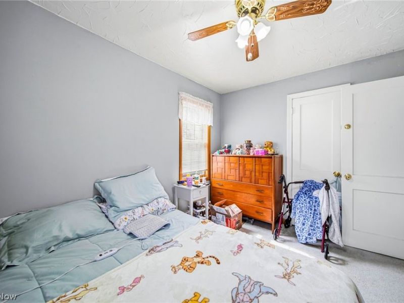 279 E 327th Street, Willowick, OH 44095 Photo 12