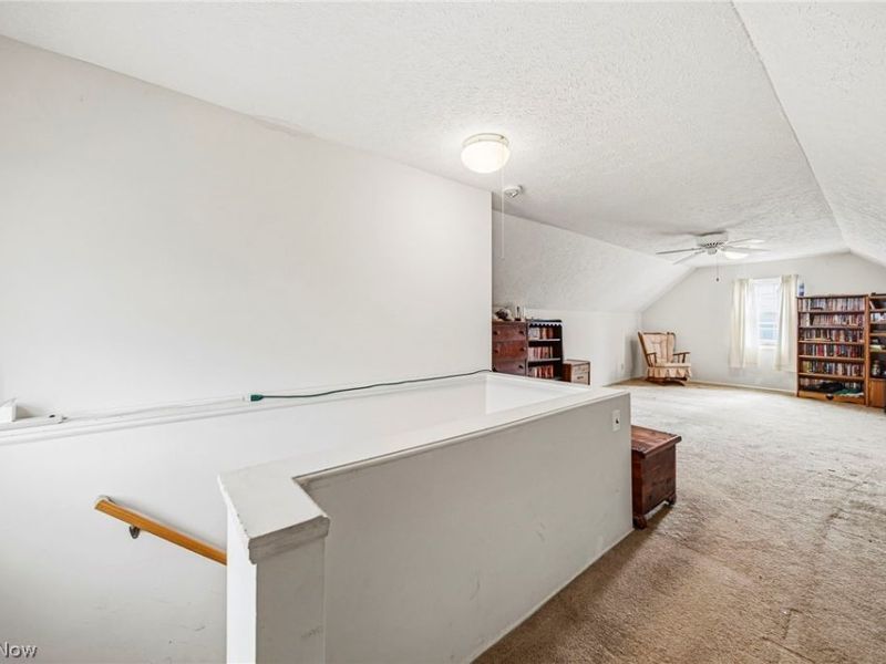 279 E 327th Street, Willowick, OH 44095 Photo 14