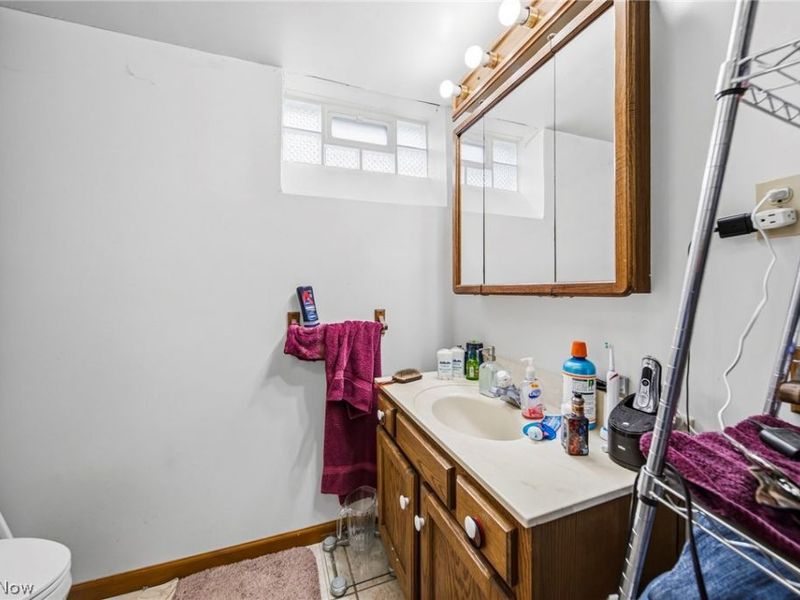 279 E 327th Street, Willowick, OH 44095 Photo 17