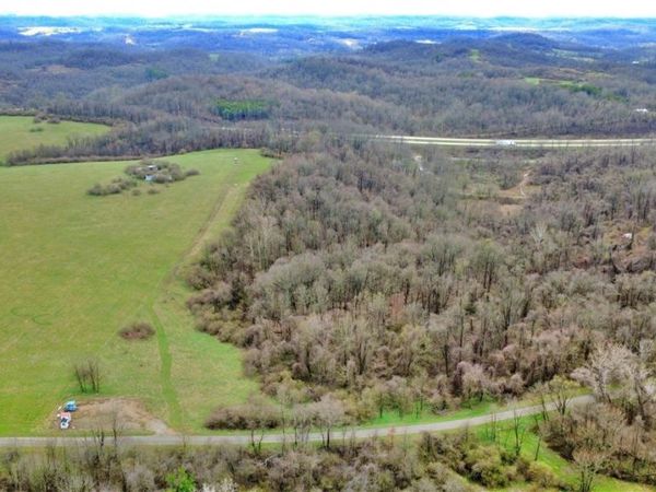 25796 Barber Road , Quaker City, OH 43773