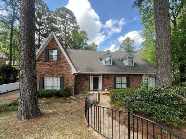 510 Rives Place , Shreveport, LA 71106