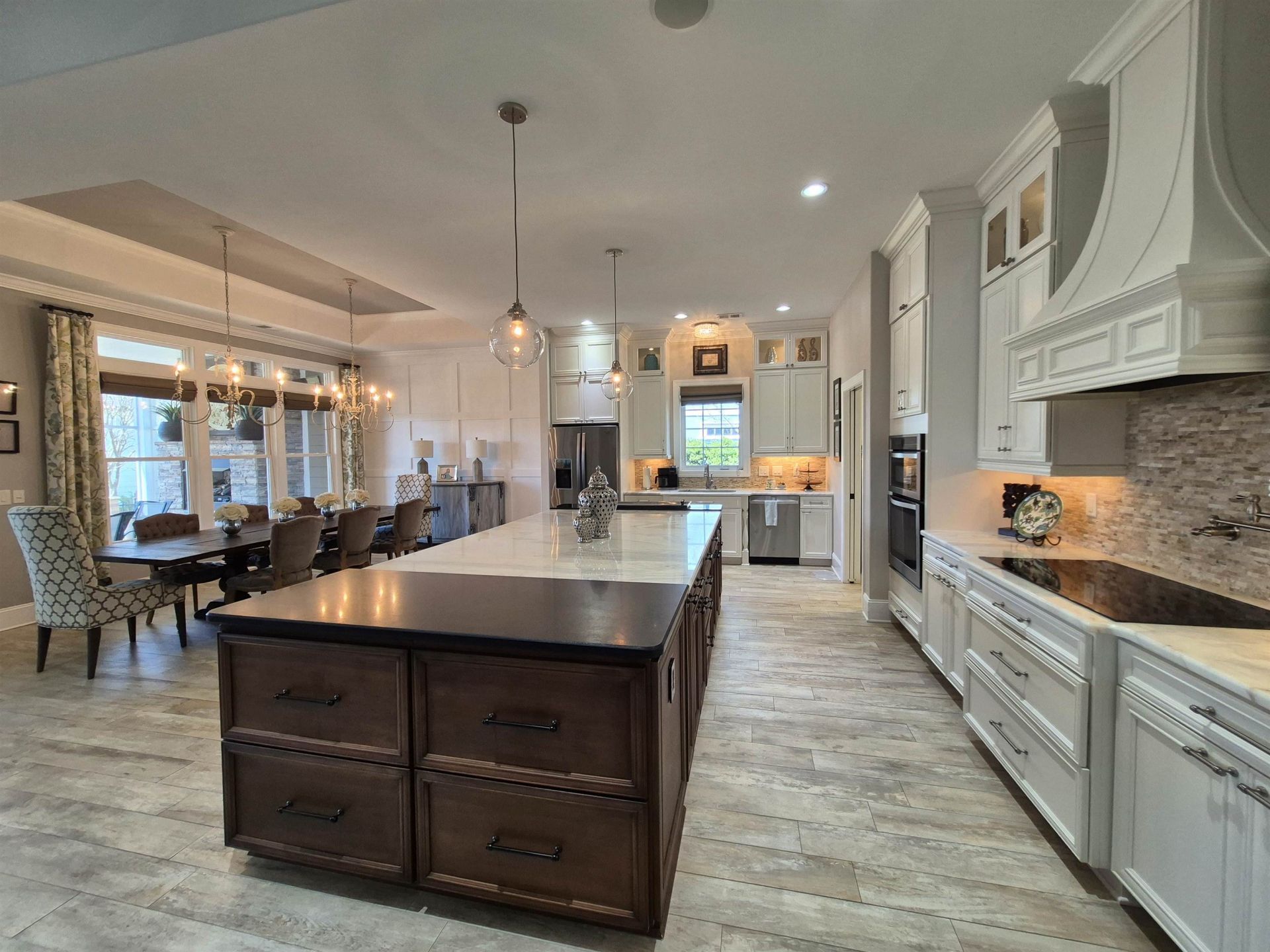 8004 East Bay Ct.  Photo 10