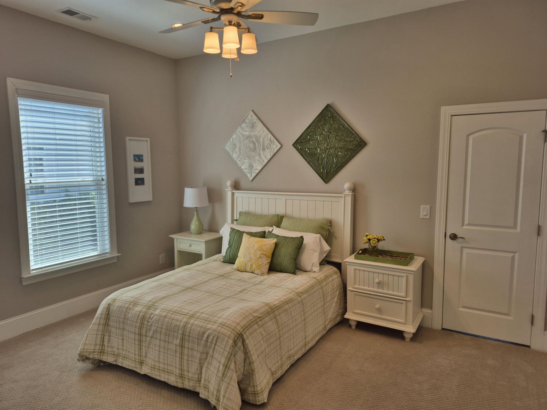 8004 East Bay Ct.  Photo 27