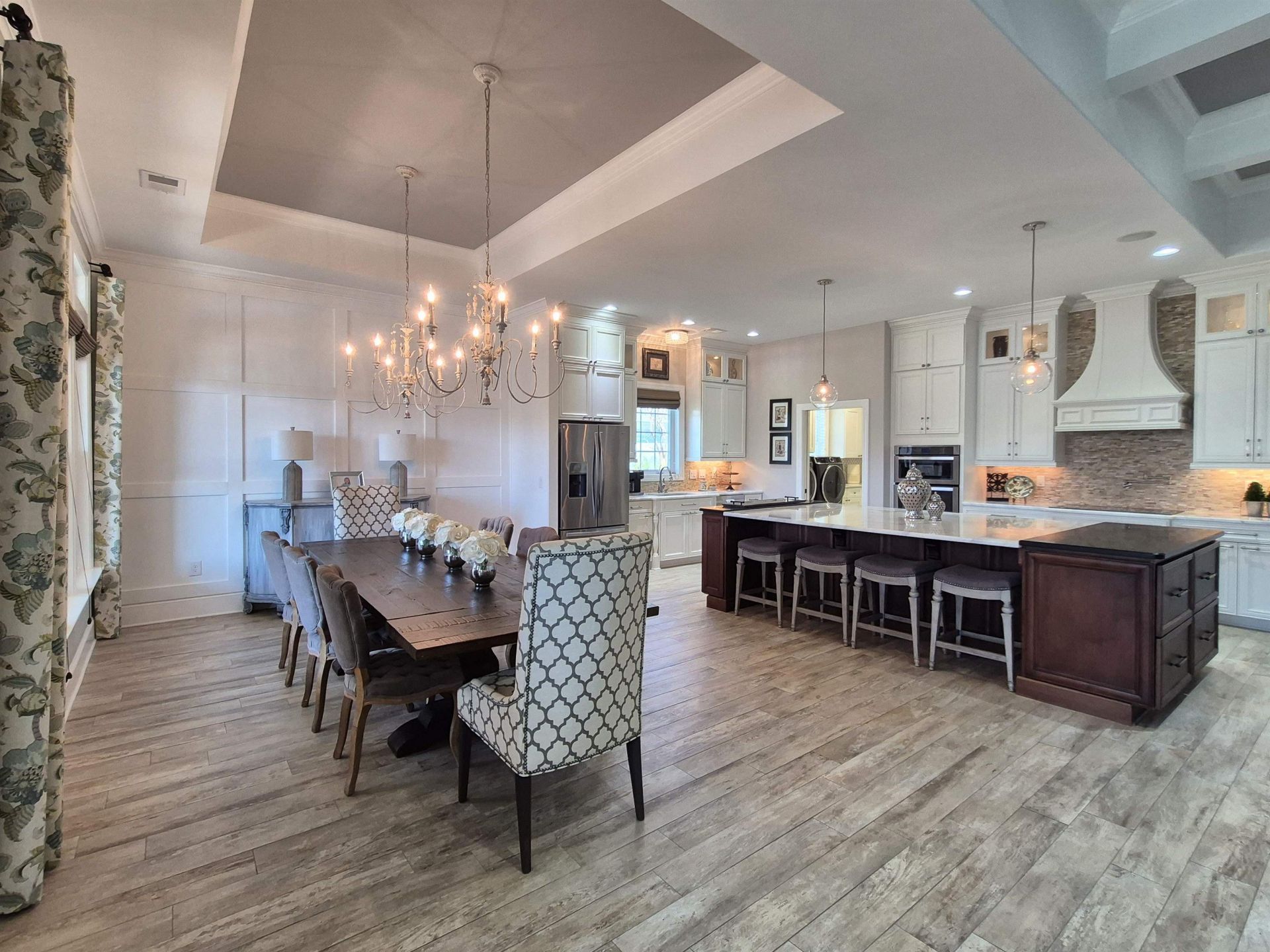 8004 East Bay Ct.  Photo 7