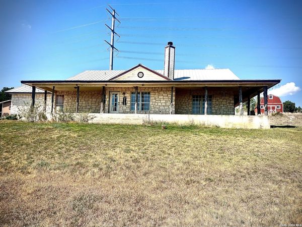 1816 Shepherds, Bulverde, TX 78163
