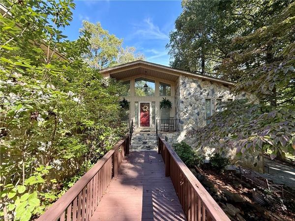 7352 Oak Bucket Road , Thomasville, NC 27360