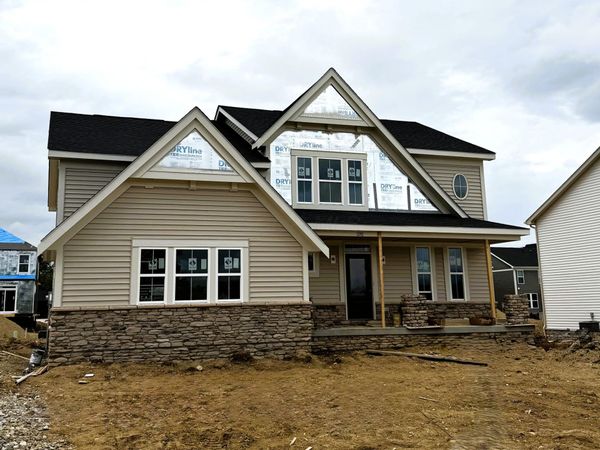 1292 Hawthorne Parkway, Grove City, OH 43123