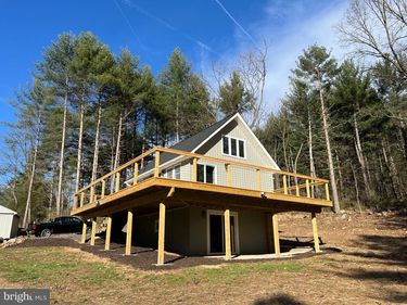656 WILDLIFE DRIVE , LOST CITY, WV 26810