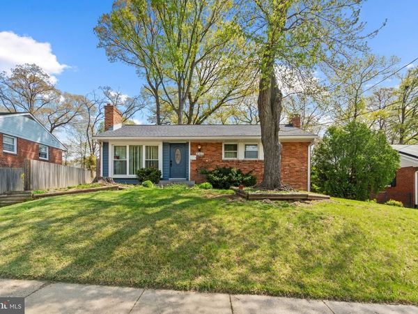 6111 87TH AVENUE, HYATTSVILLE, MD 20784