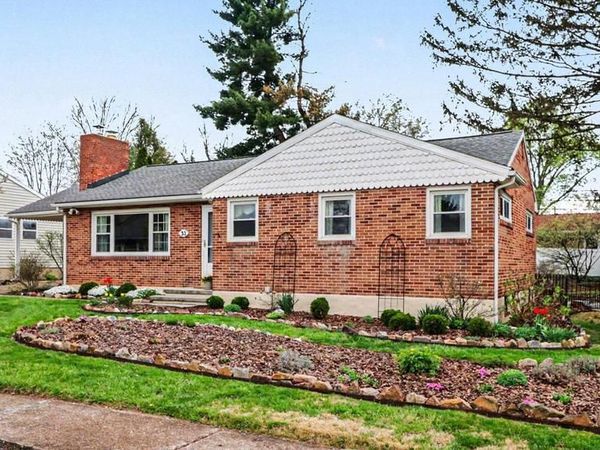 33 CENTER DRIVE, CAMP HILL, PA 17011