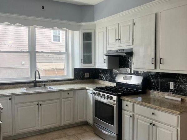 291 Tremont Ave, East Orange, NJ 07018