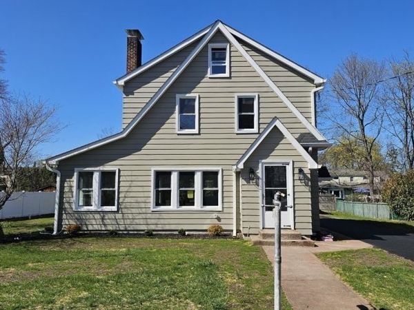 38 Prospect Ave, Pequannock, NJ 07444