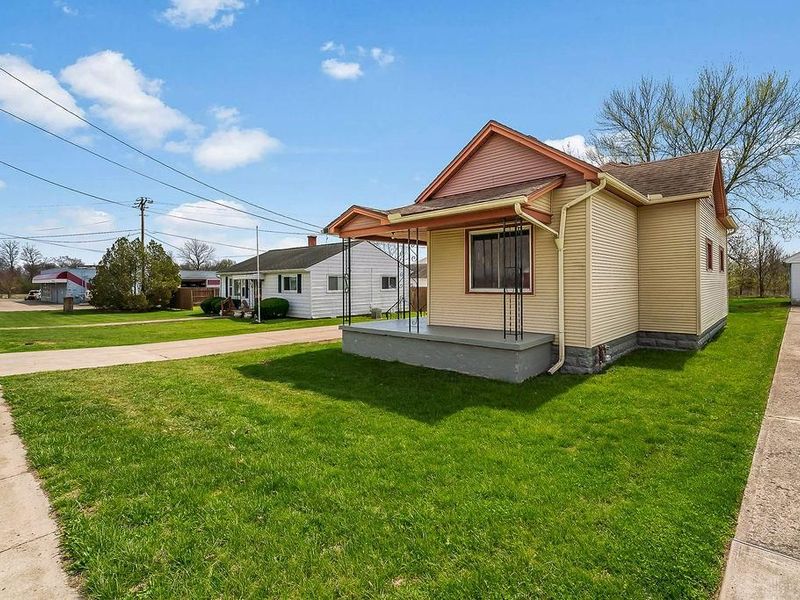 1504 W Main Street, New Lebanon, OH 45345 Photo 3