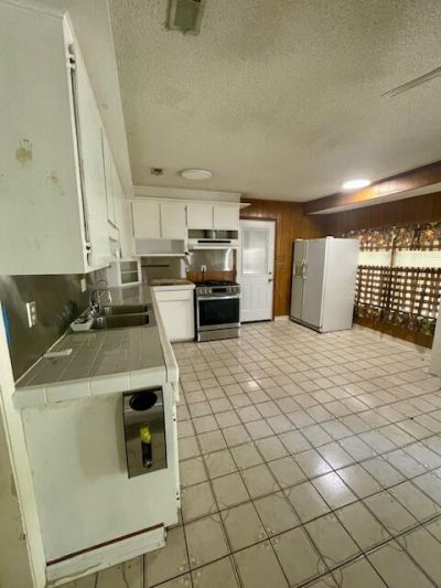 331 Sprucewood Drive Photo 6