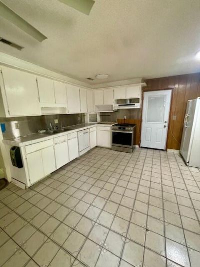 331 Sprucewood Drive Photo 7