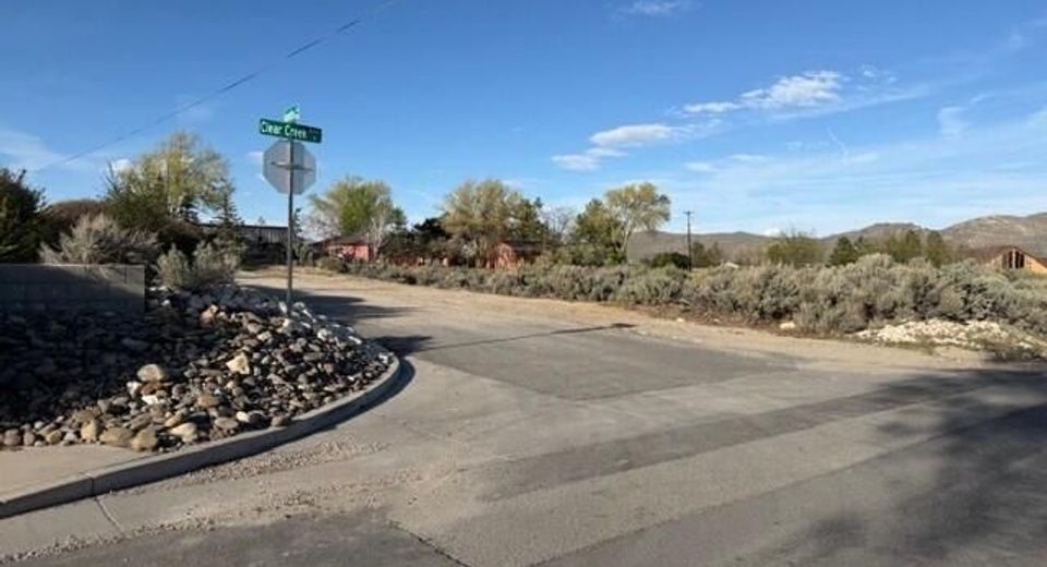 5460 Lynnett Lane, Carson City, NV 89701 Photo