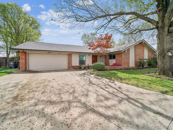 9409 S 69th East Avenue , Tulsa, OK 74133