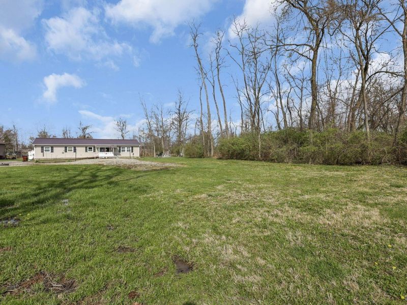13090 Maple Road NE, Thornville, OH 43076 Photo 4