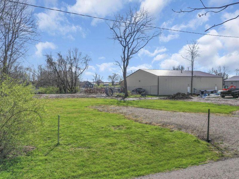 13090 Maple Road NE, Thornville, OH 43076 Photo 9