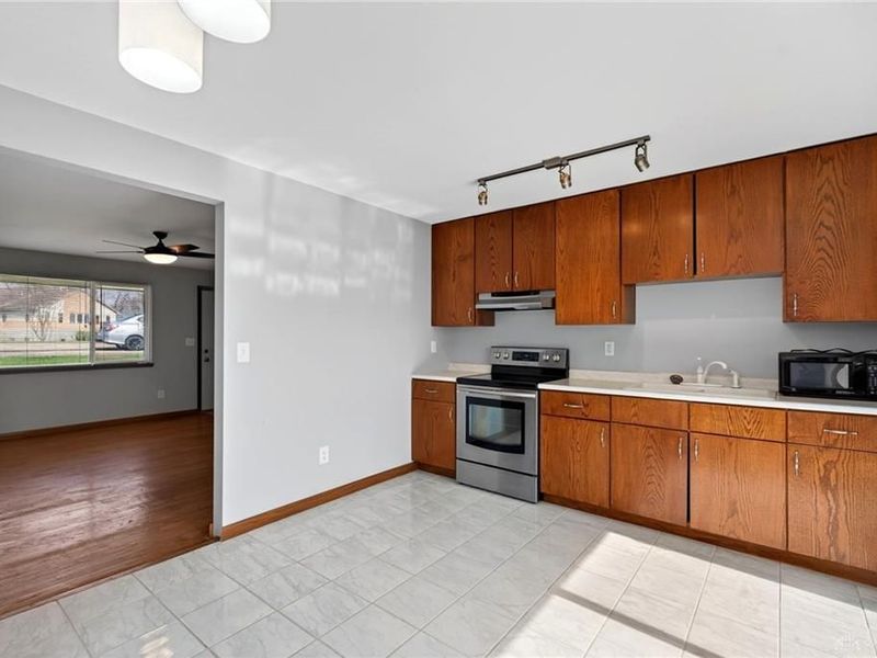 4842 Hamlin Drive, Dayton, OH 45414 Photo 16