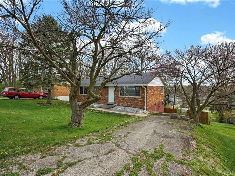 4842 Hamlin Drive, Dayton, OH 45414 Photo 4