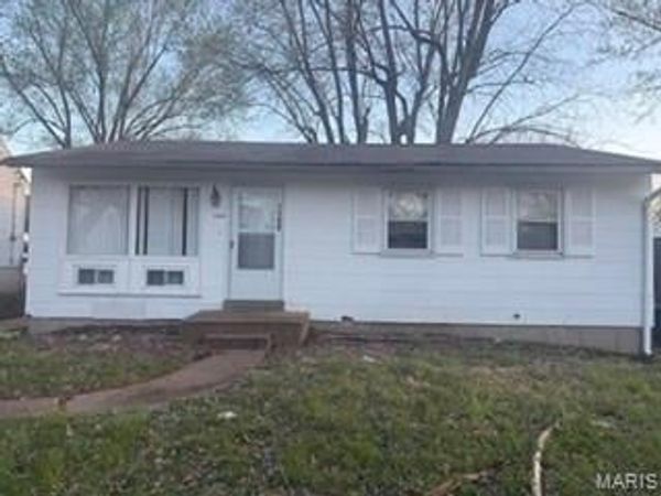 1144 June Avenue , St Louis, MO 63138
