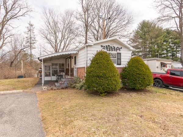 239 Ayer Rd, Unit 60, Littleton, MA 01460