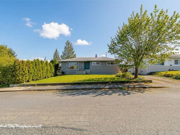 3775 Maitland St , Port Alberni, BC V9Y 3X4