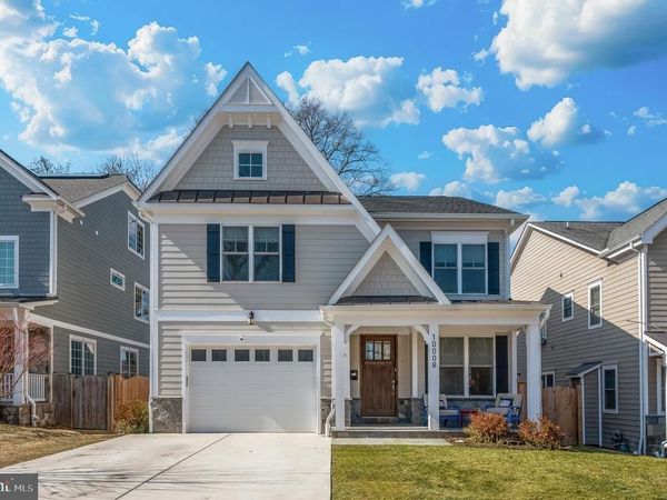10008 DICKENS AVENUE, BETHESDA, MD 20814