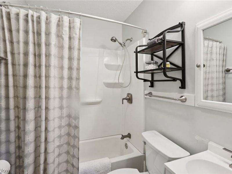 352 Main Street, Unit B, Huron, OH 44839 Photo 15