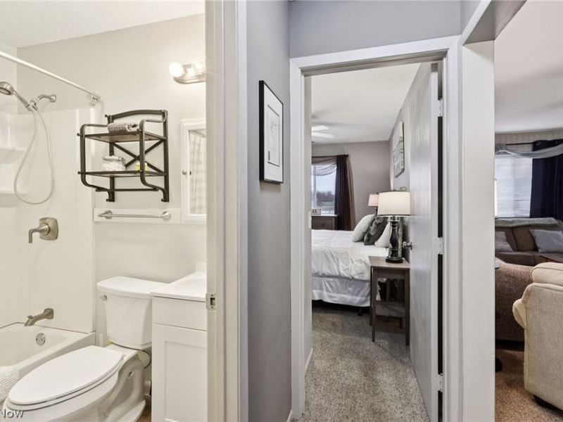 352 Main Street, Unit B, Huron, OH 44839 Photo 16