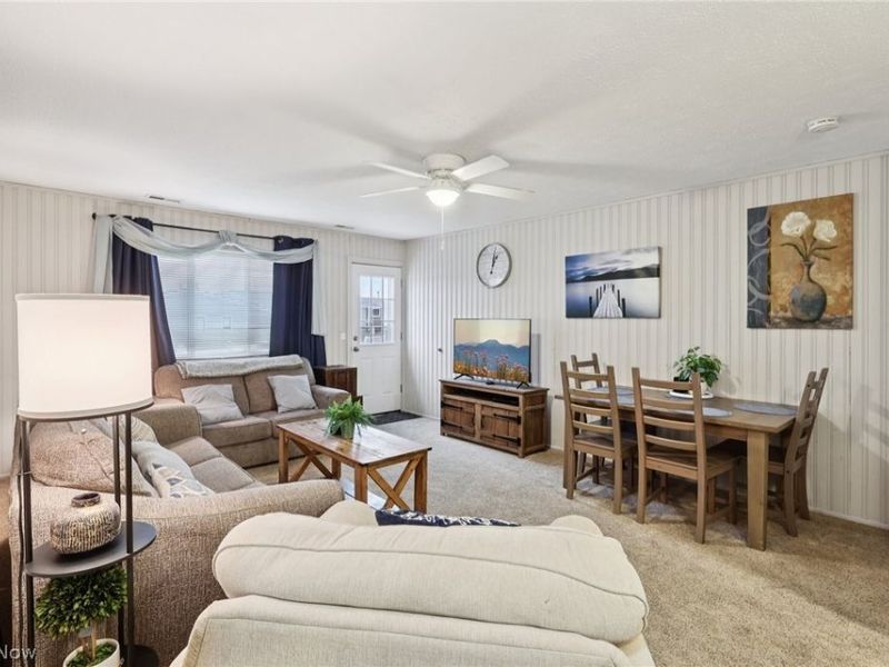 352 Main Street, Unit B, Huron, OH 44839 Photo 4