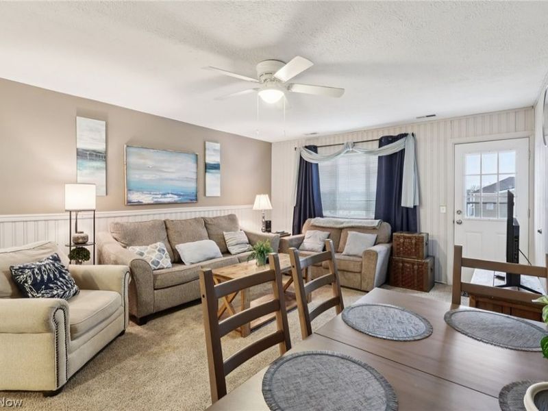 352 Main Street, Unit B, Huron, OH 44839 Photo 5