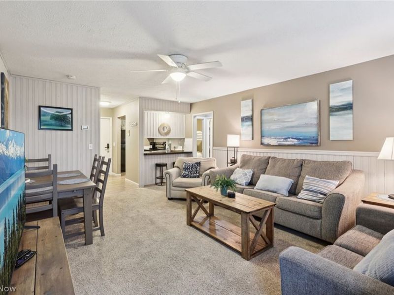 352 Main Street, Unit B, Huron, OH 44839 Photo 6