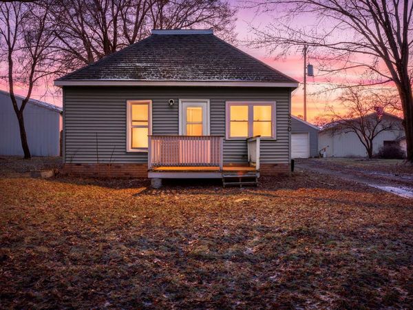 520 Ellsworth Avenue , South Haven, MN 55382