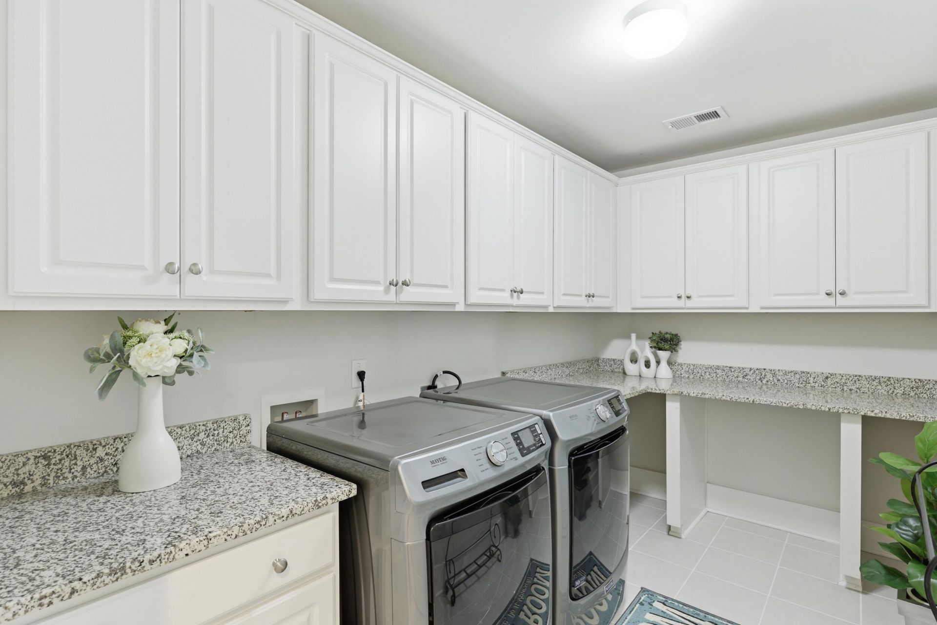 1146 Bright Court Photo 33