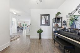 1146 Bright Court photo 4