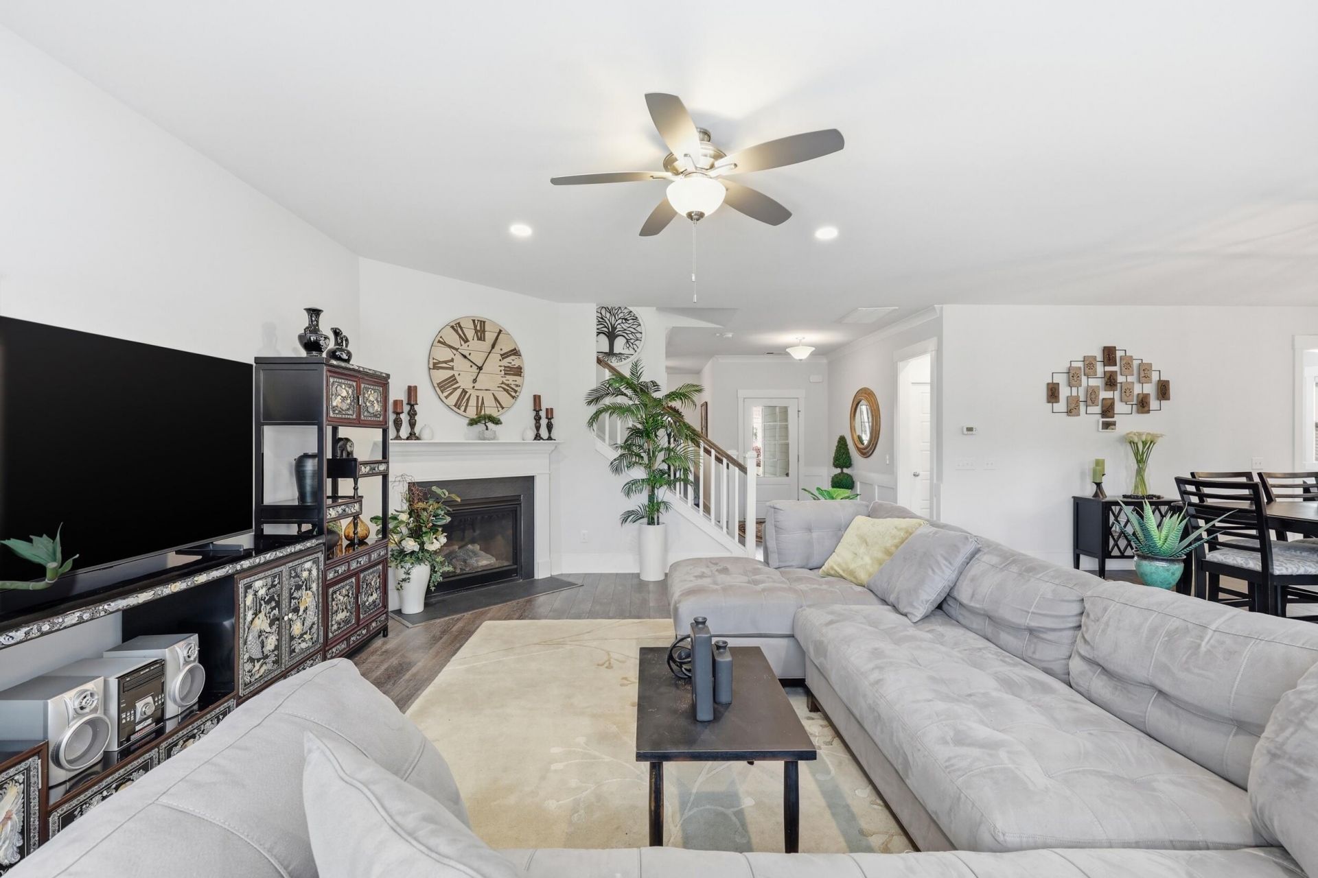 1146 Bright Court Photo 8